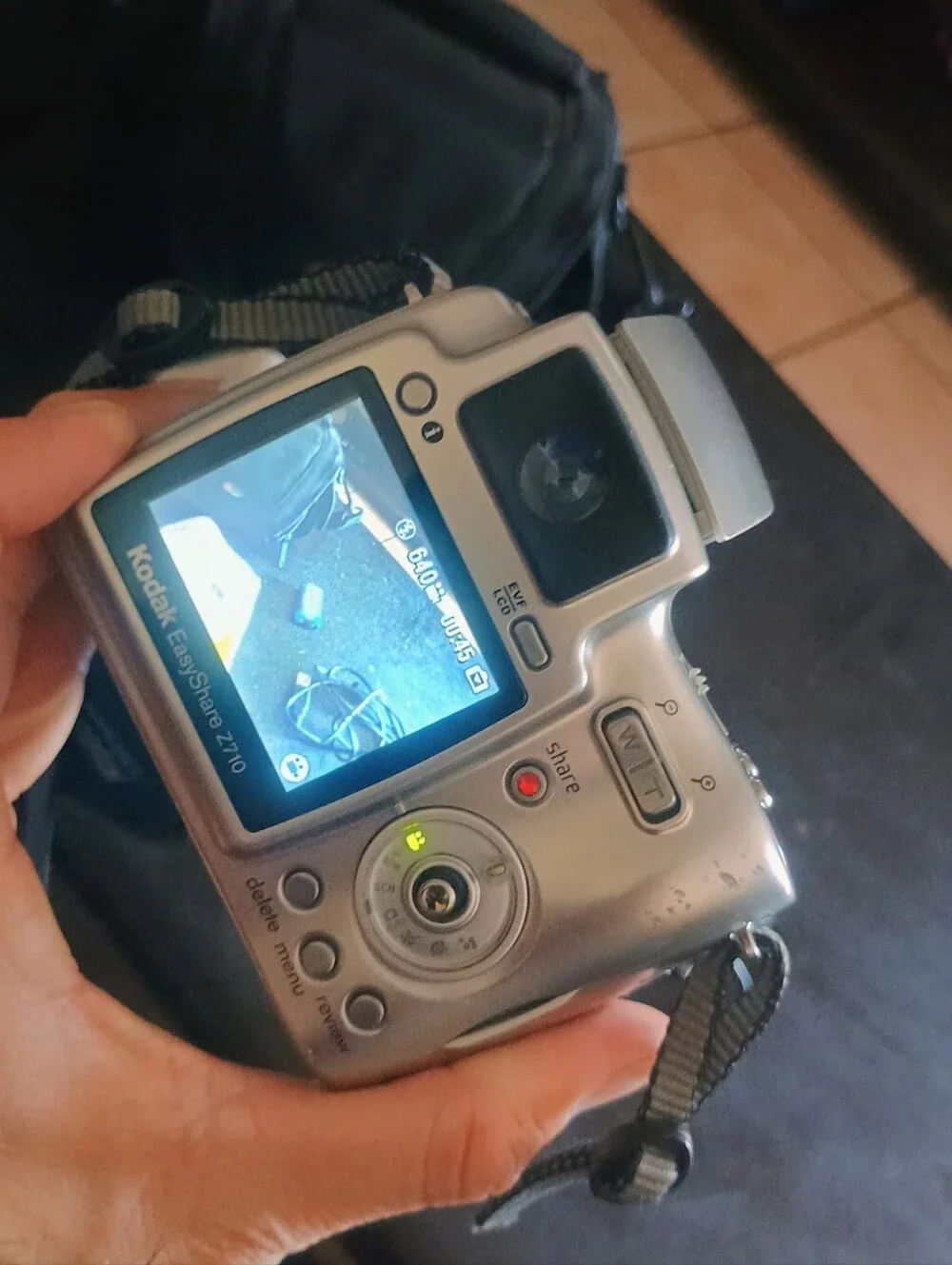 Kodak z710 compact